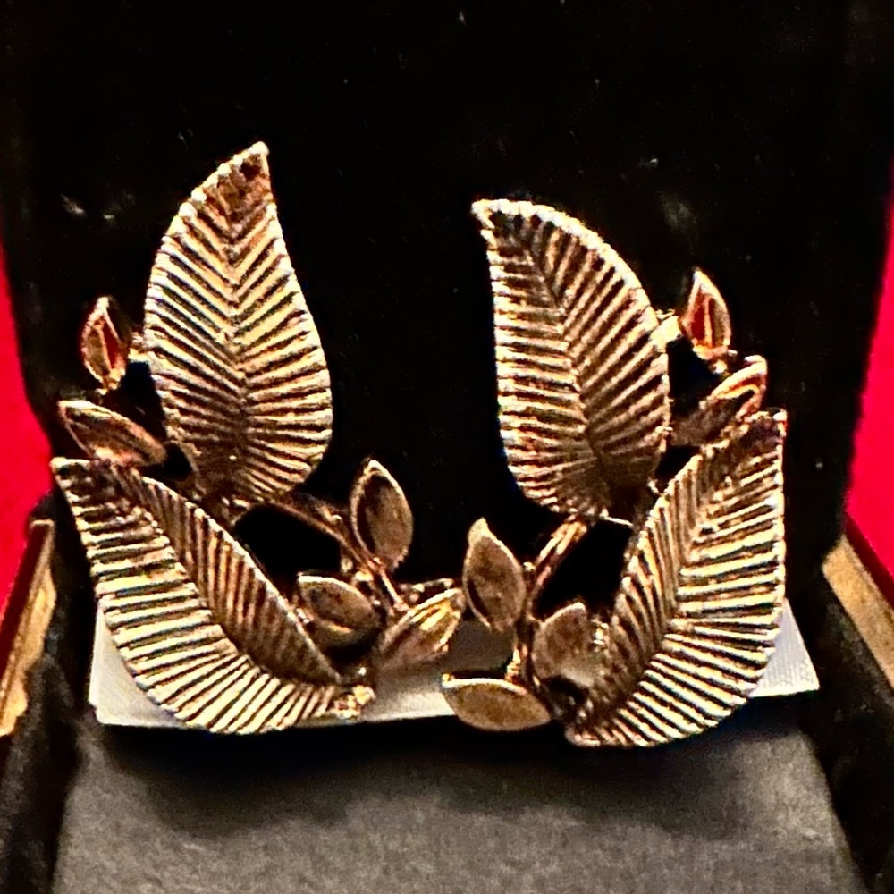 Antique Leaf cluster clip on earring